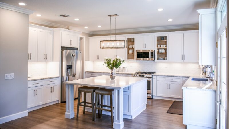 Play up the best features in your home when hosting a Christmas party while selling